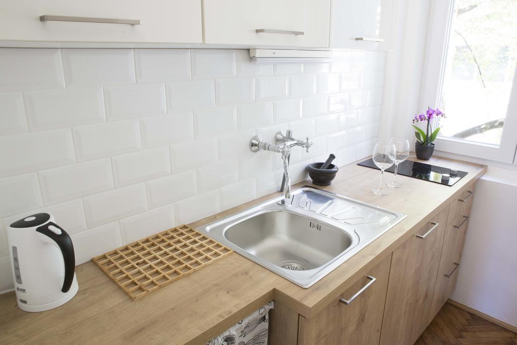 Taya Apartment Любляна Екстериор снимка