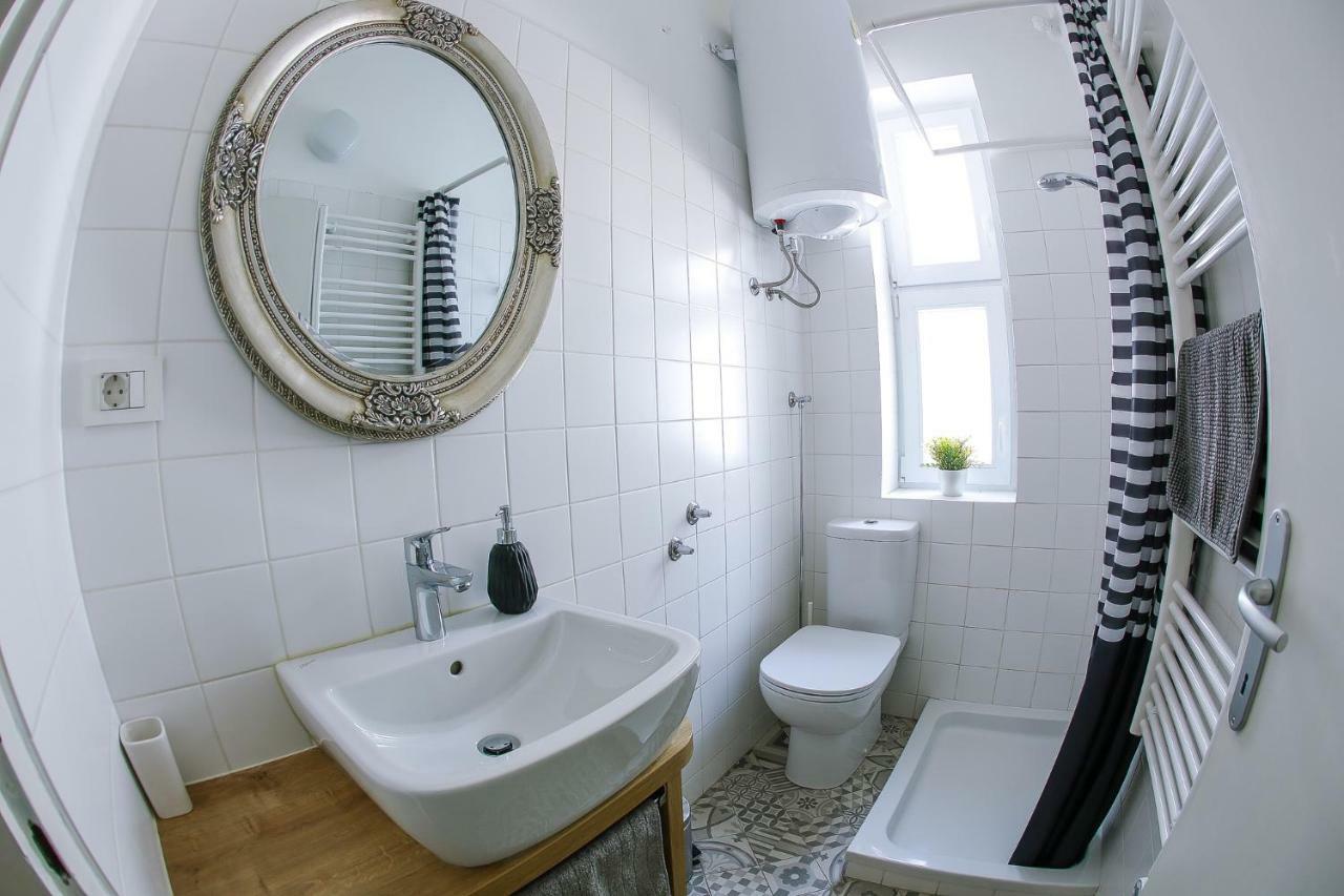 Taya Apartment Любляна Екстериор снимка
